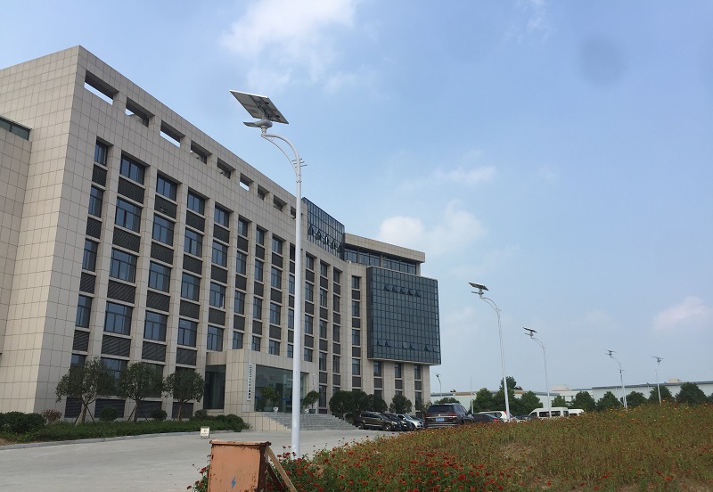 太阳能路灯厂家介绍智能照明解决方案